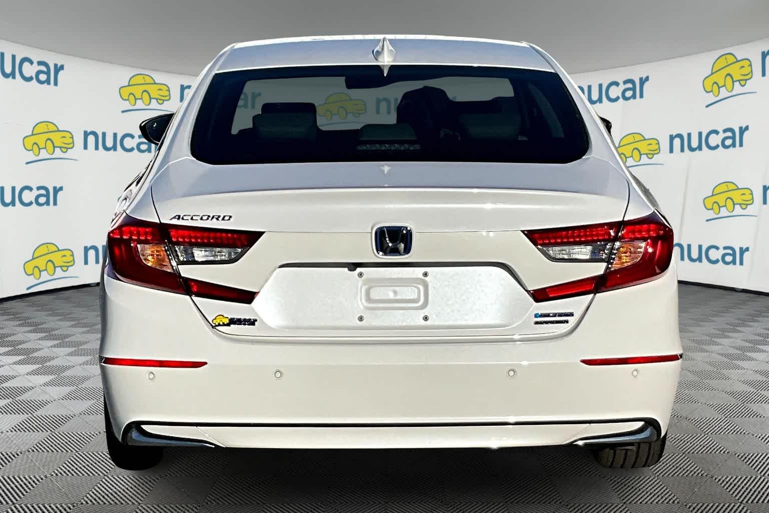 2022 Honda Accord Hybrid Touring - Photo 5