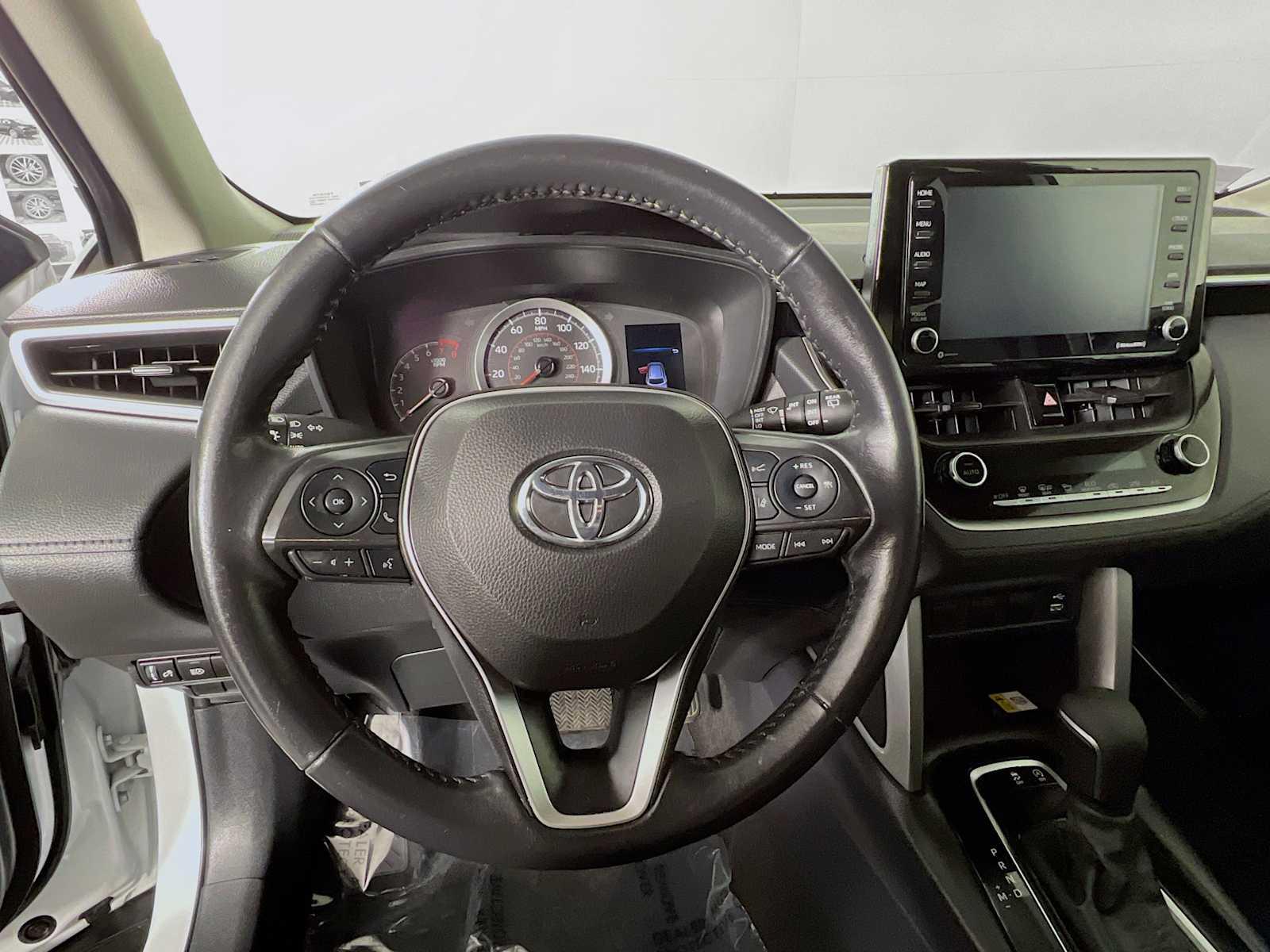 2022 Toyota Corolla Cross LE - Photo 11