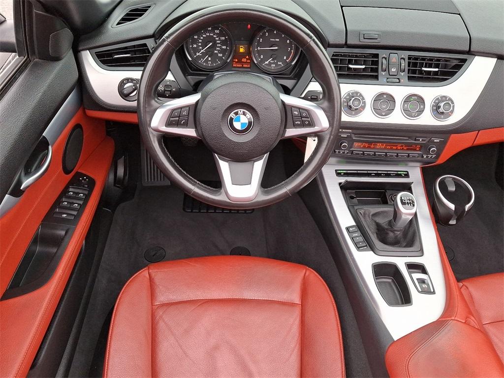 2013 BMW Z4 sDrive28i - Photo 11