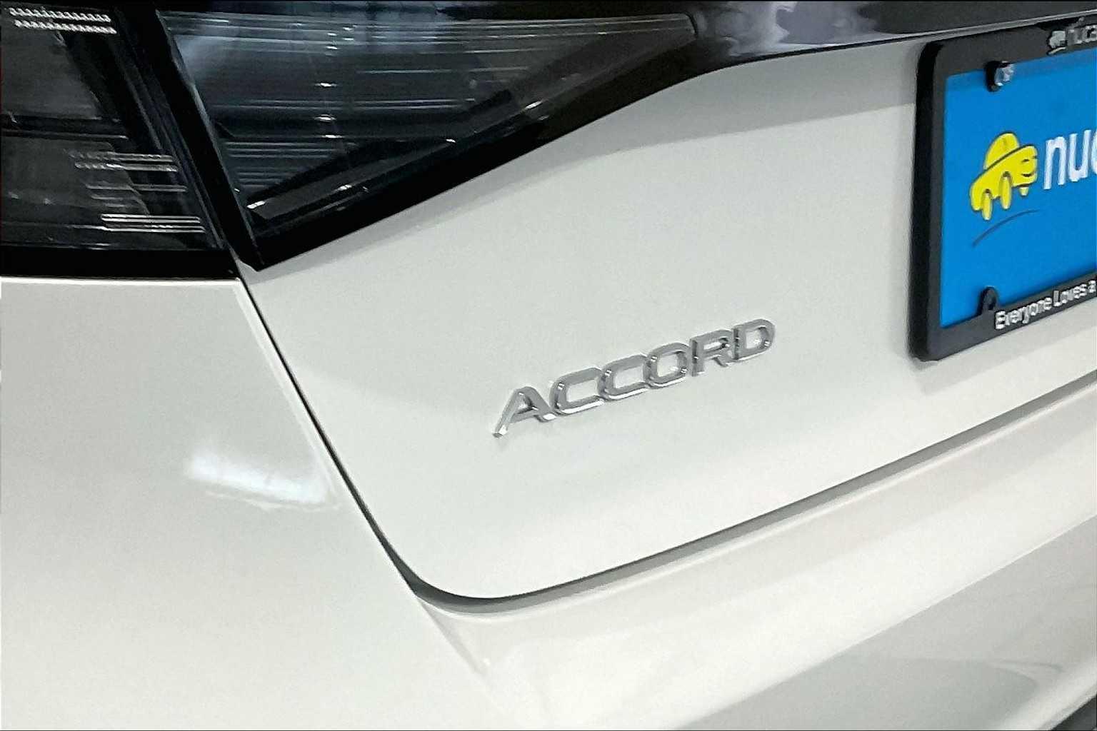 2024 Honda Accord LX - Photo 27