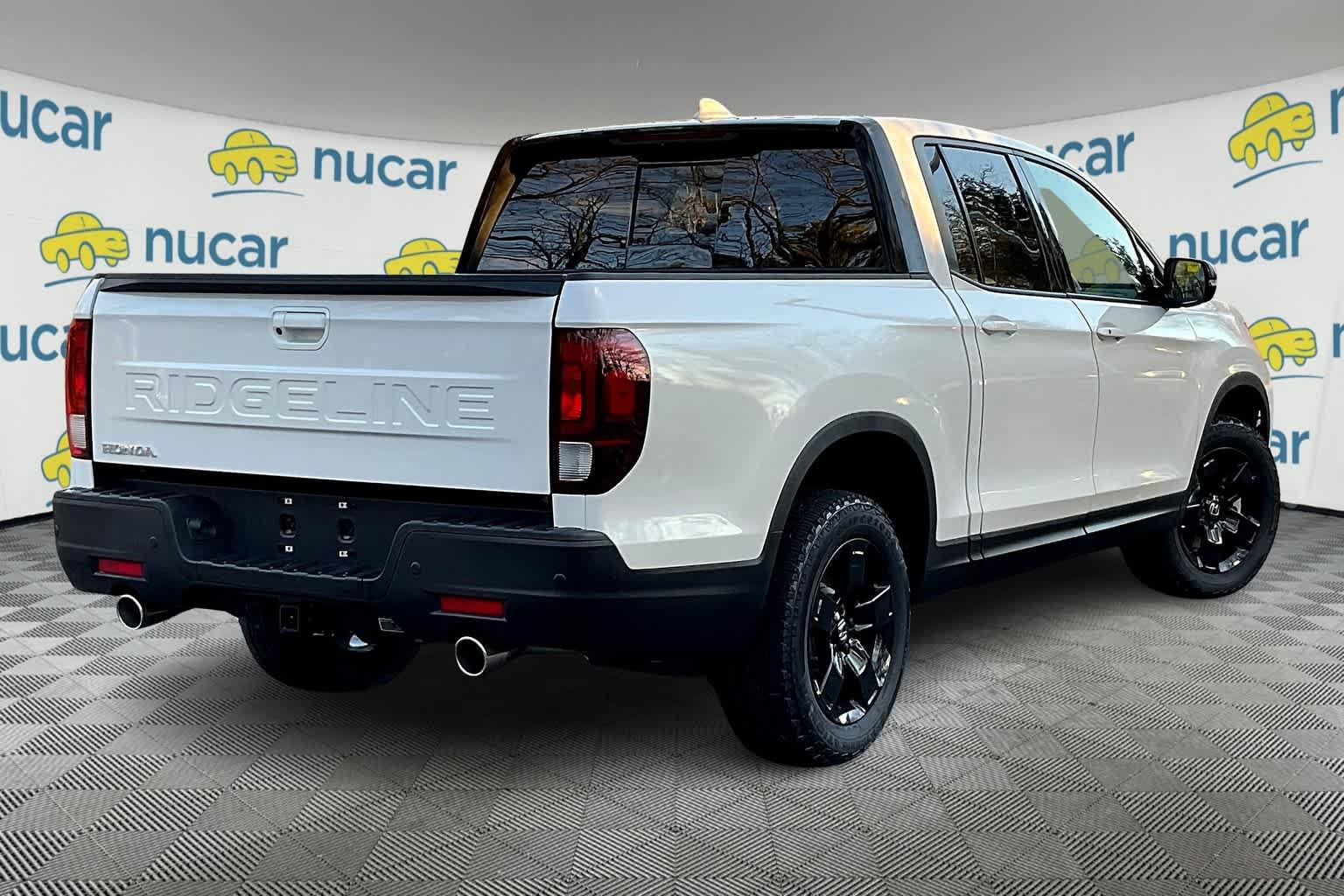 2025 Honda Ridgeline Black Edition AWD - Photo 7