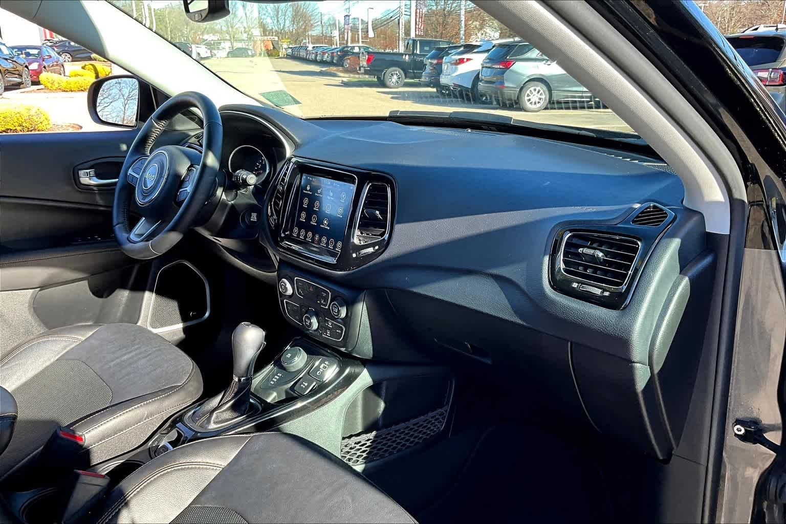 2021 Jeep Compass Limited - Photo 14