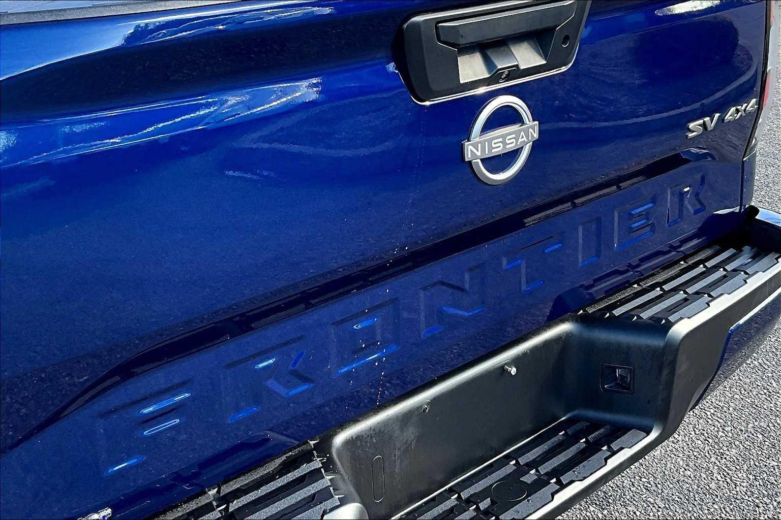 2023 Nissan Frontier SV - Photo 26