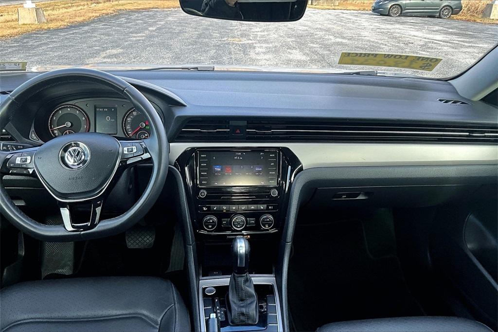 2021 Volkswagen Passat 2.0T SE - Photo 18