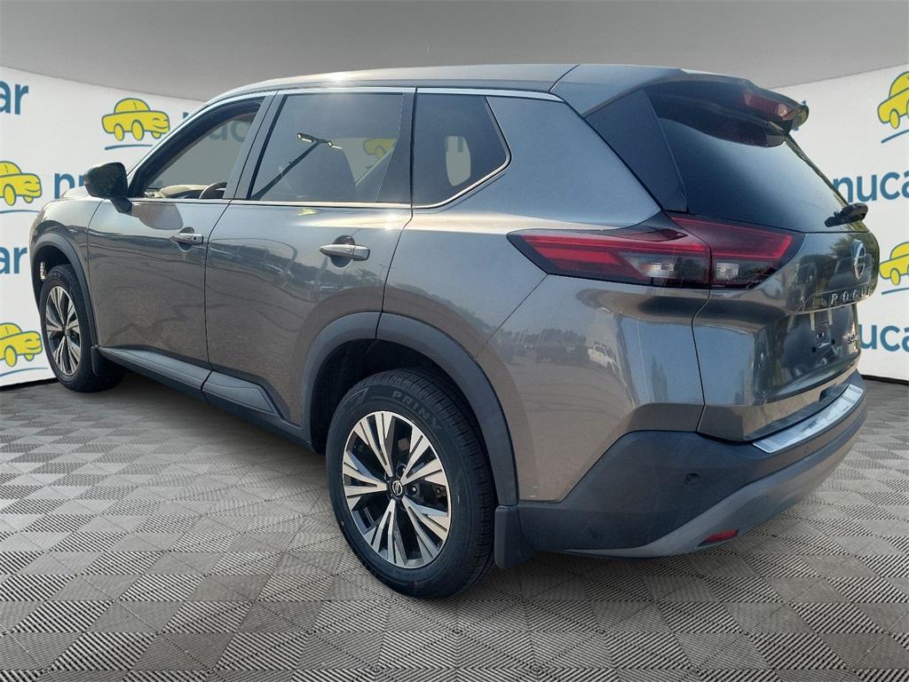 2021 Nissan Rogue SV - Photo 4