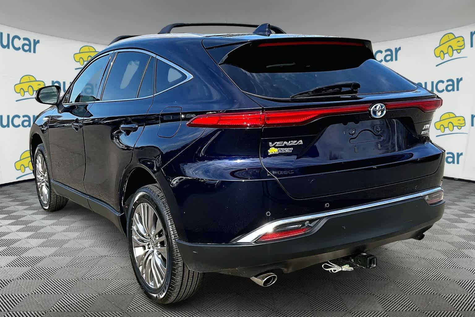 2021 Toyota Venza XLE - Photo 4