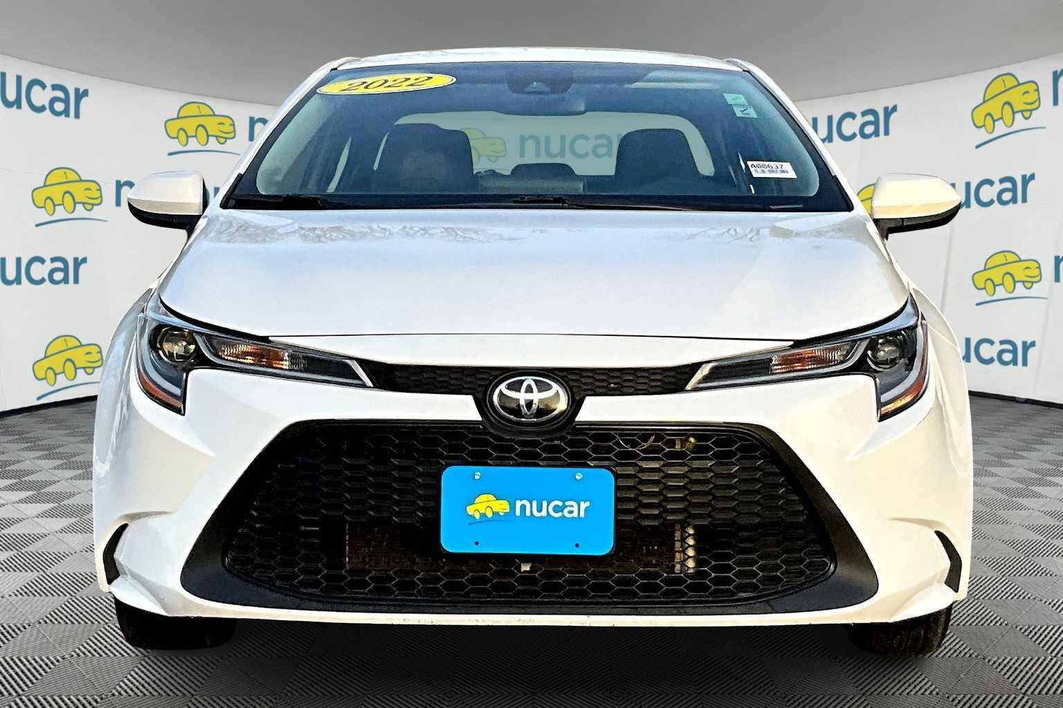 2022 Toyota Corolla LE - Photo 2