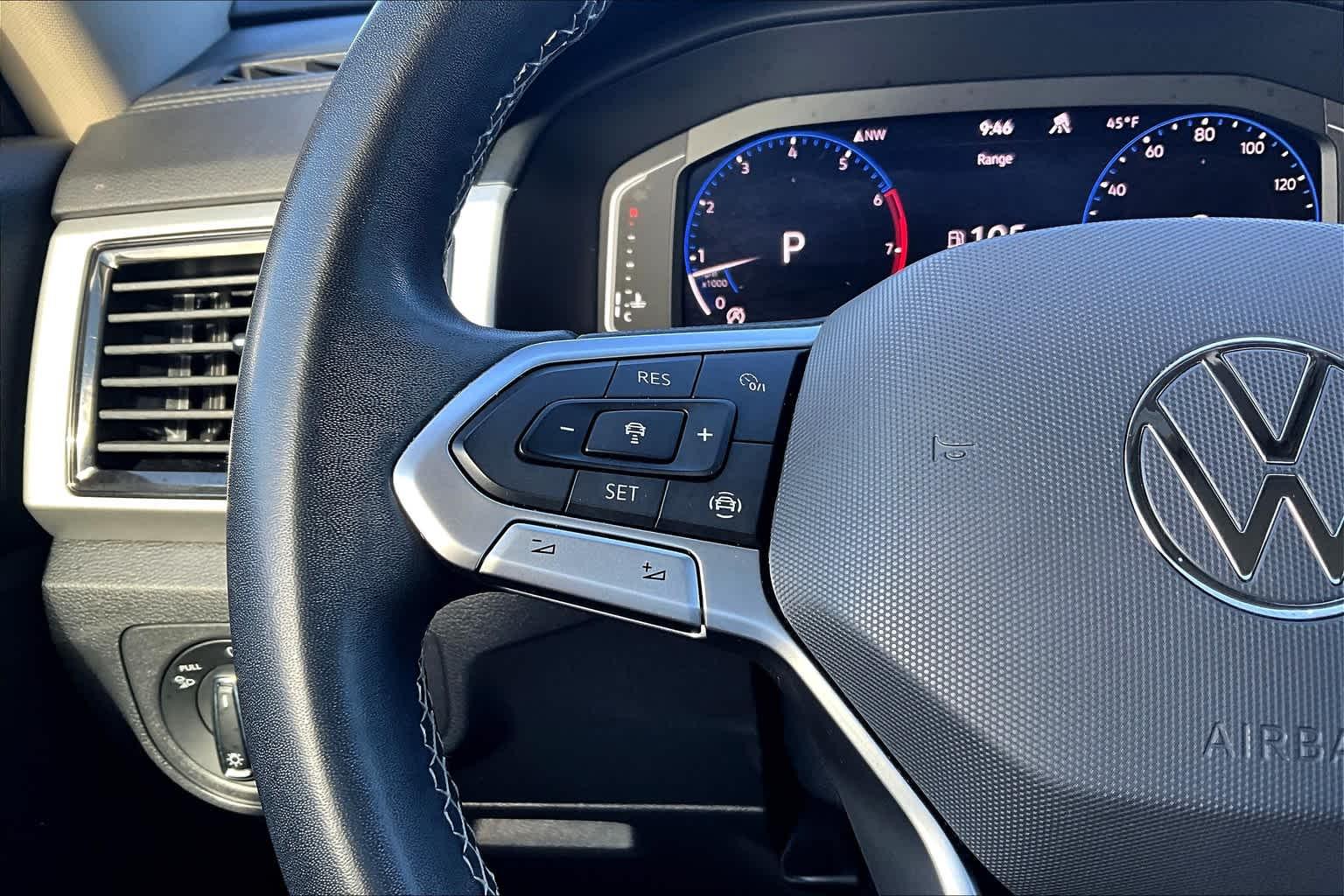 2021 Volkswagen Atlas 3.6L V6 SEL - Photo 24