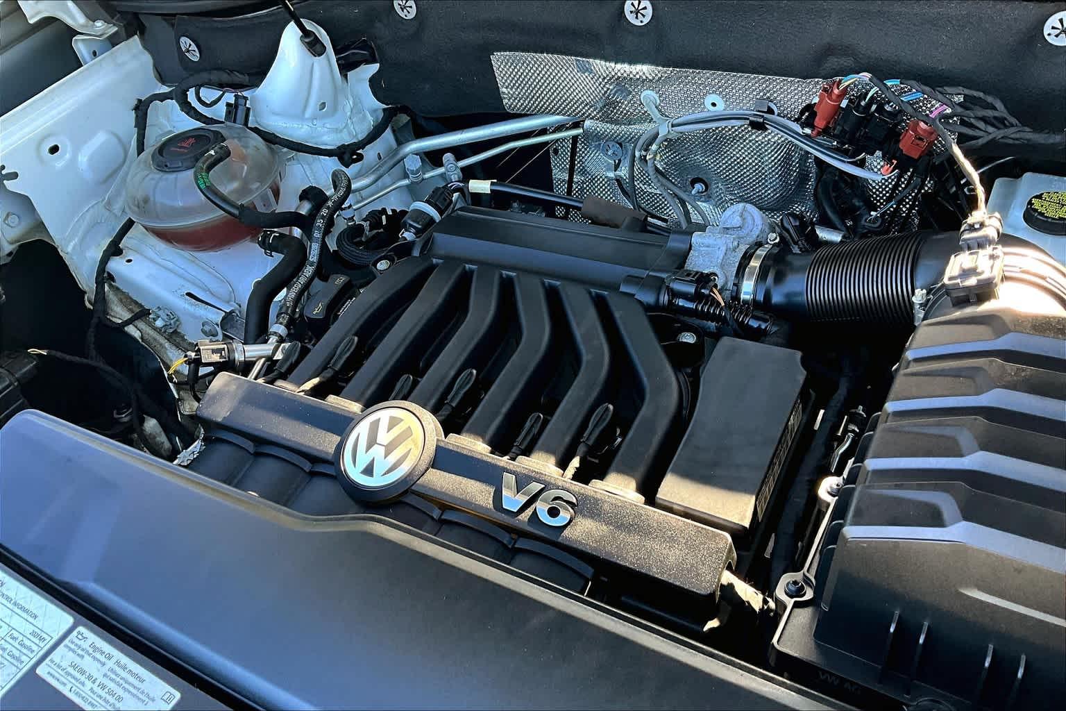 2021 Volkswagen Atlas 3.6L V6 SEL - Photo 36