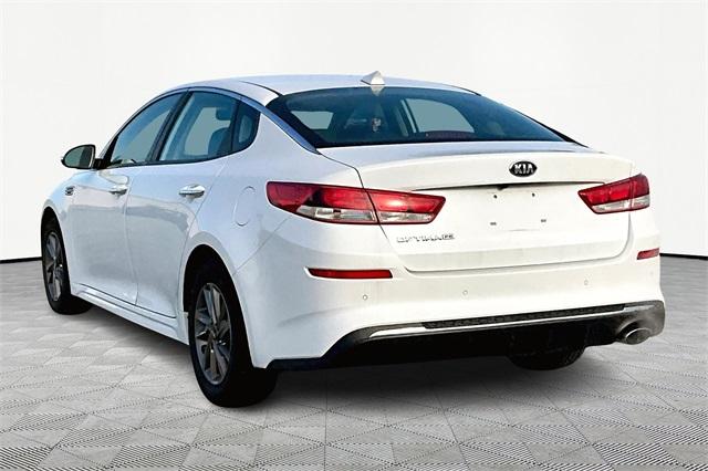 2020 Kia Optima LX - Photo 4