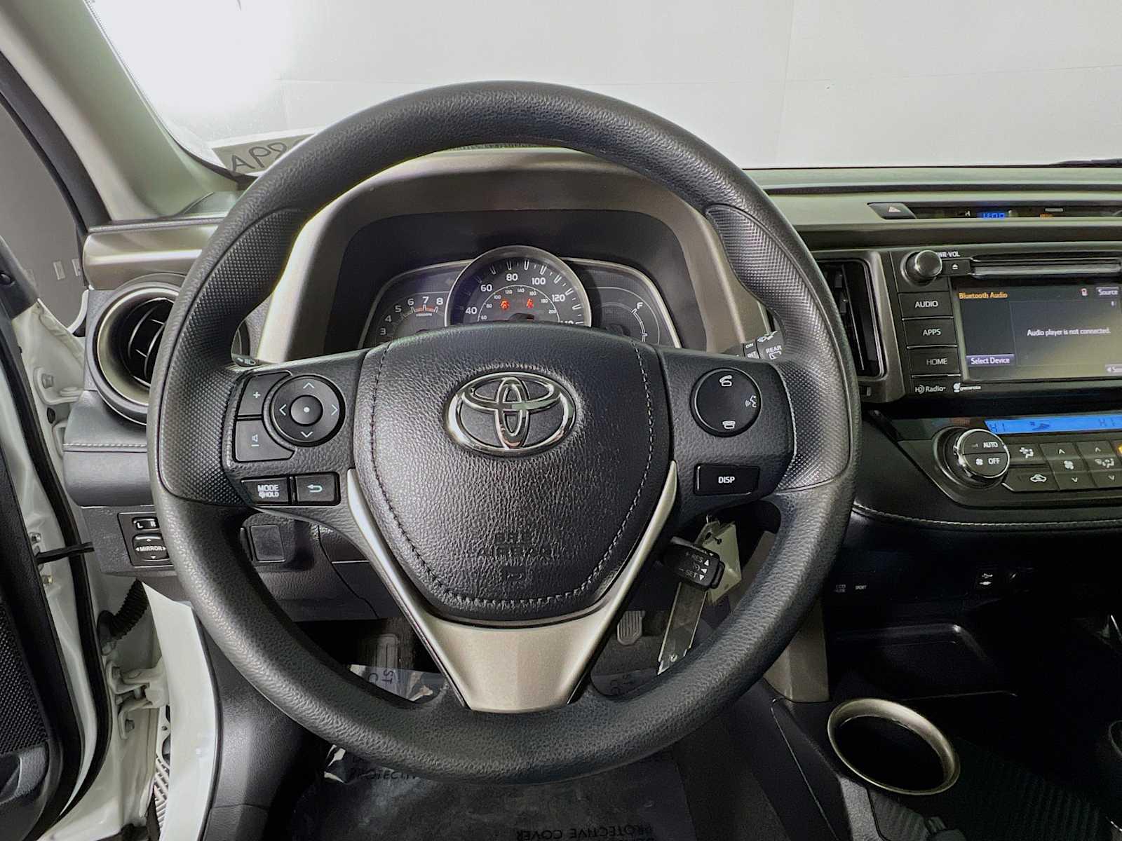 2015 Toyota RAV4 XLE - Photo 11