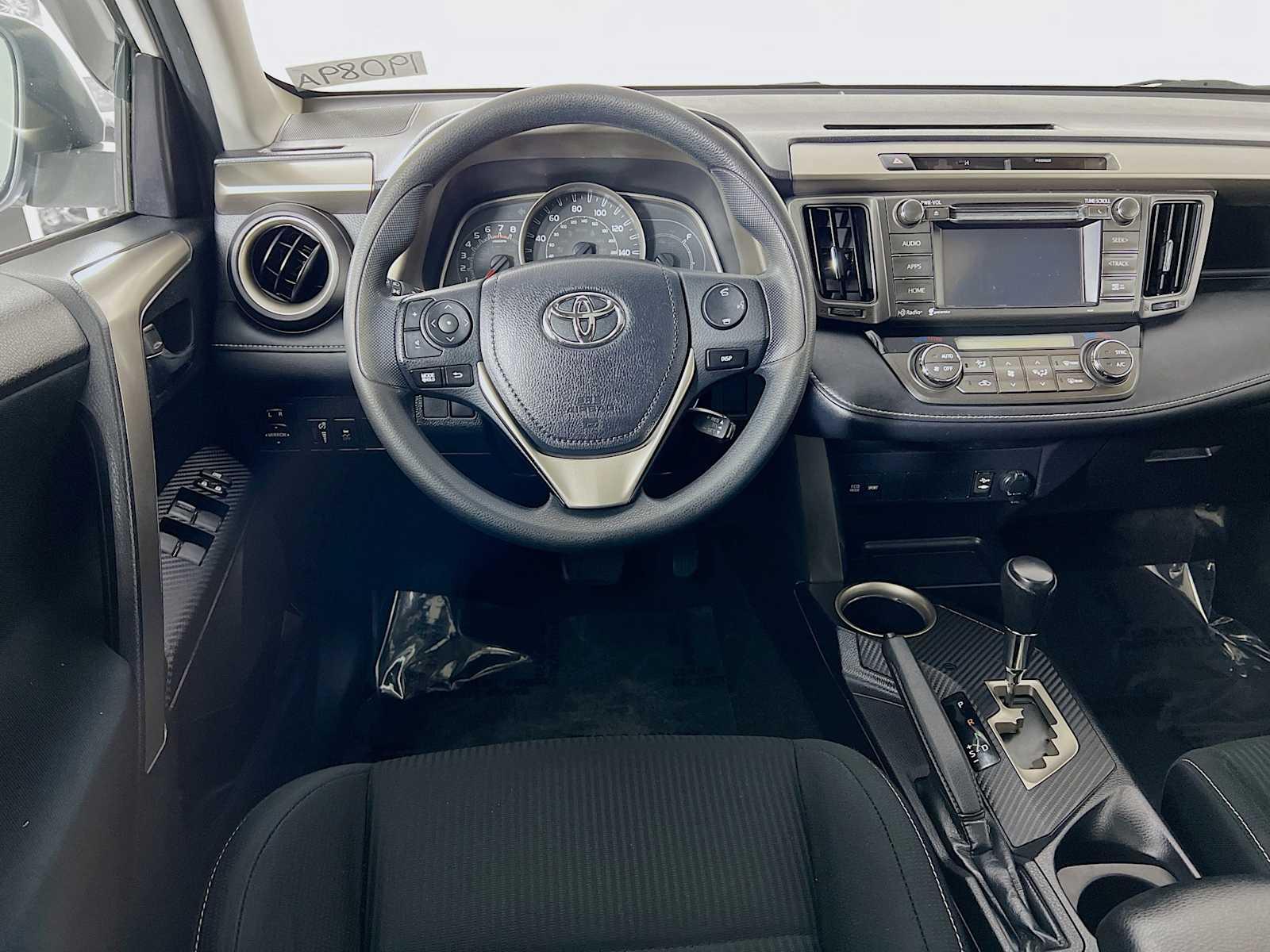 2015 Toyota RAV4 XLE - Photo 22