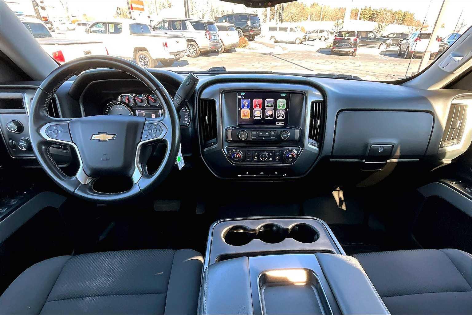 2018 Chevrolet Silverado 1500 LT - Photo 20