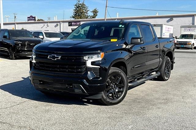 2022 Chevrolet Silverado 1500 RST - Photo 2