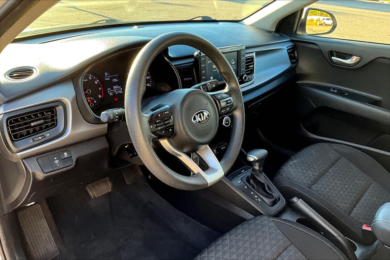 2019 Kia Rio S - Photo 8