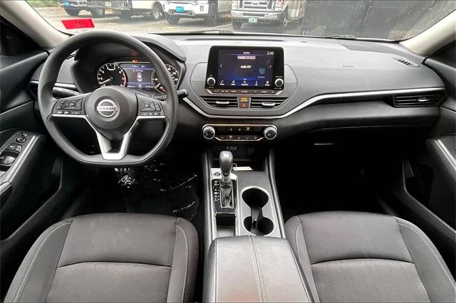 2022 Nissan Altima 2.5 SV - Photo 16