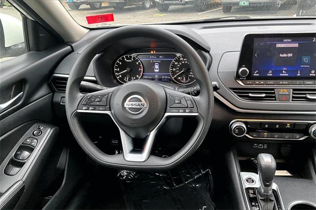 2022 Nissan Altima 2.5 SV - Photo 5