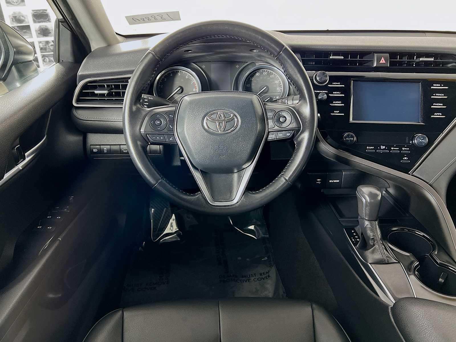 2019 Toyota Camry SE - Photo 21