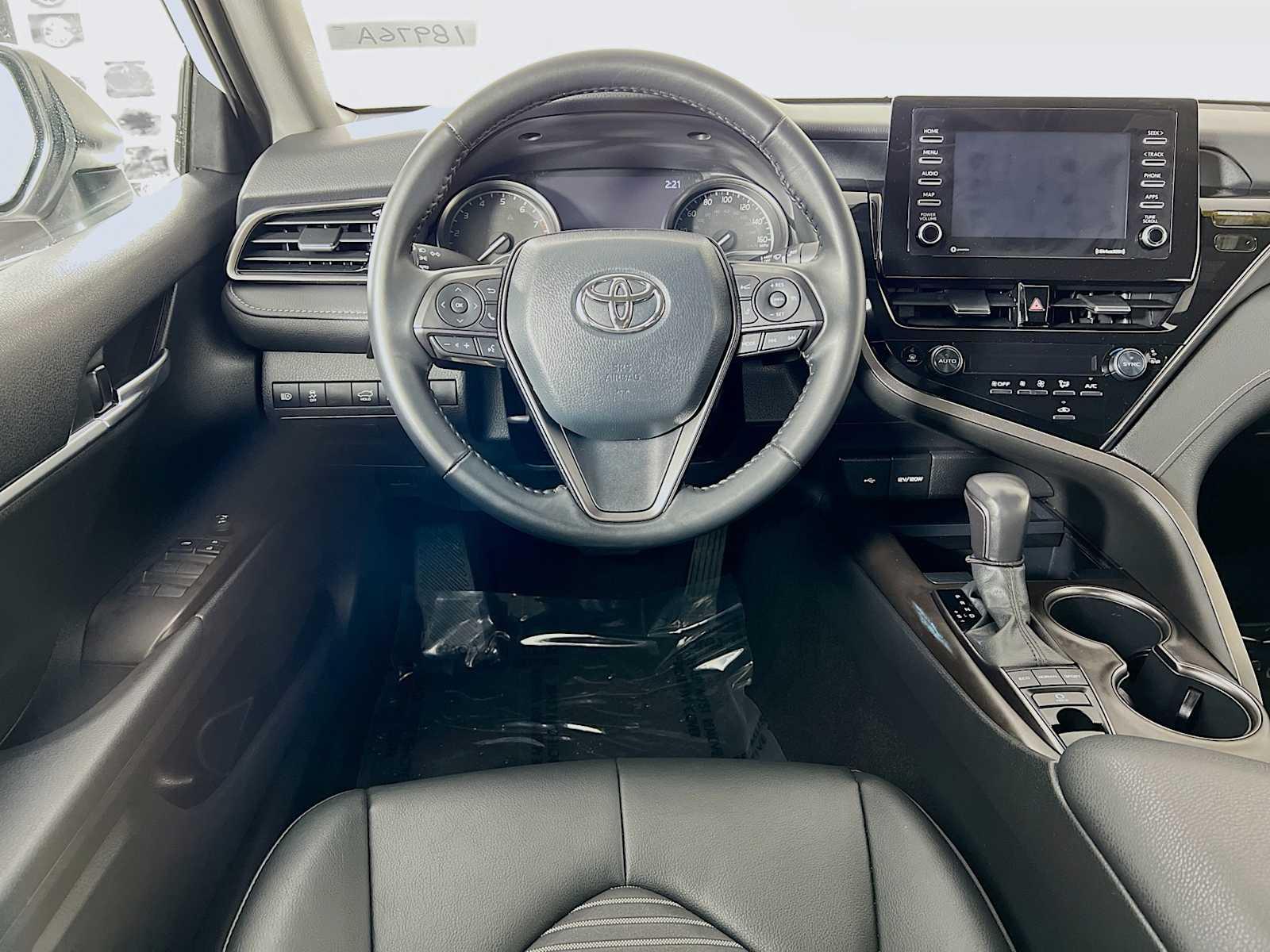 2022 Toyota Camry SE - Photo 21