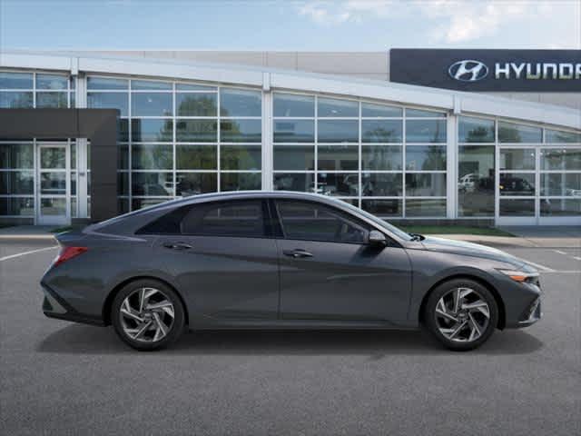 2025 Hyundai Elantra SEL Convenience - Photo 7