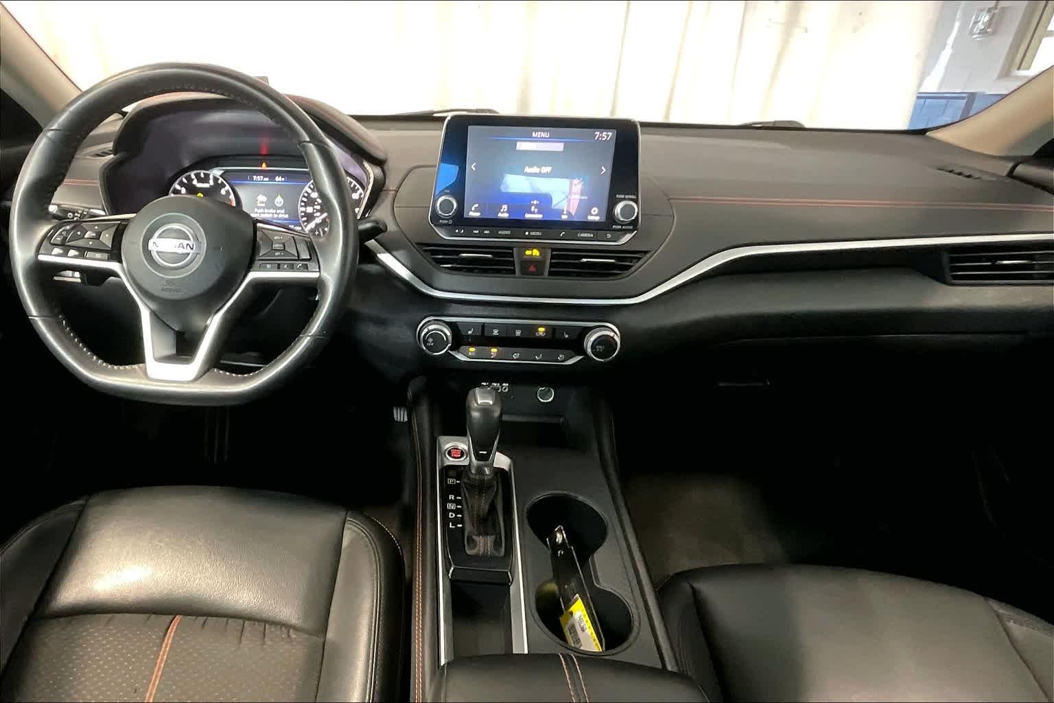 2020 Nissan Altima 2.5 SR - Photo 22