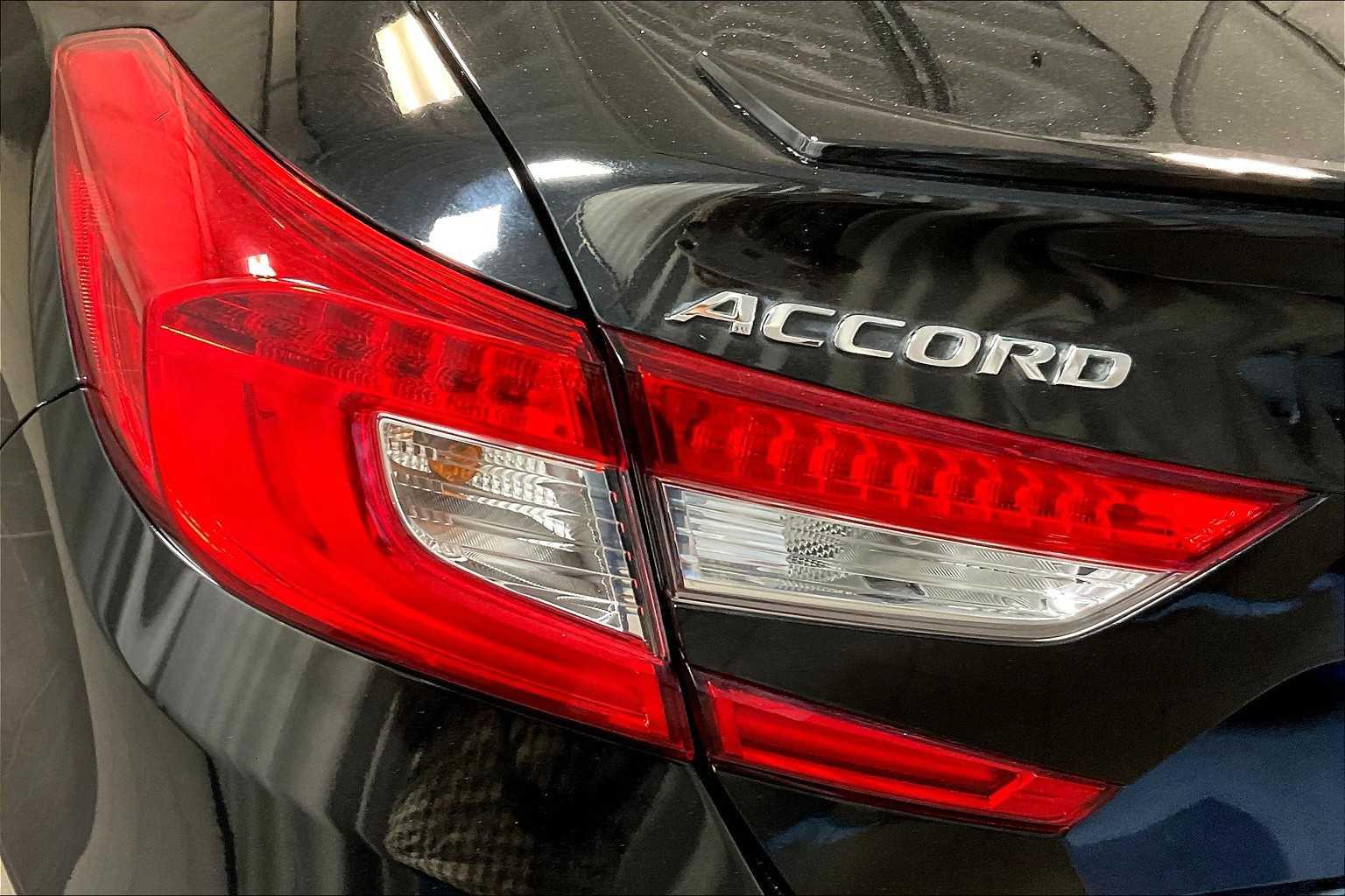 2020 Honda Accord Sport - Photo 32