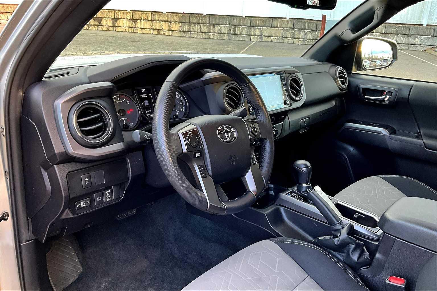 2023 Toyota Tacoma TRD Off Road - Photo 8