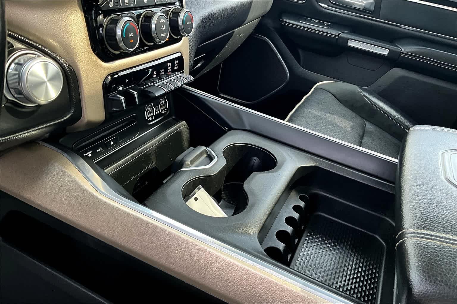 2019 Ram 1500 Laramie 4x4 Crew Cab 57 Box - Photo 19