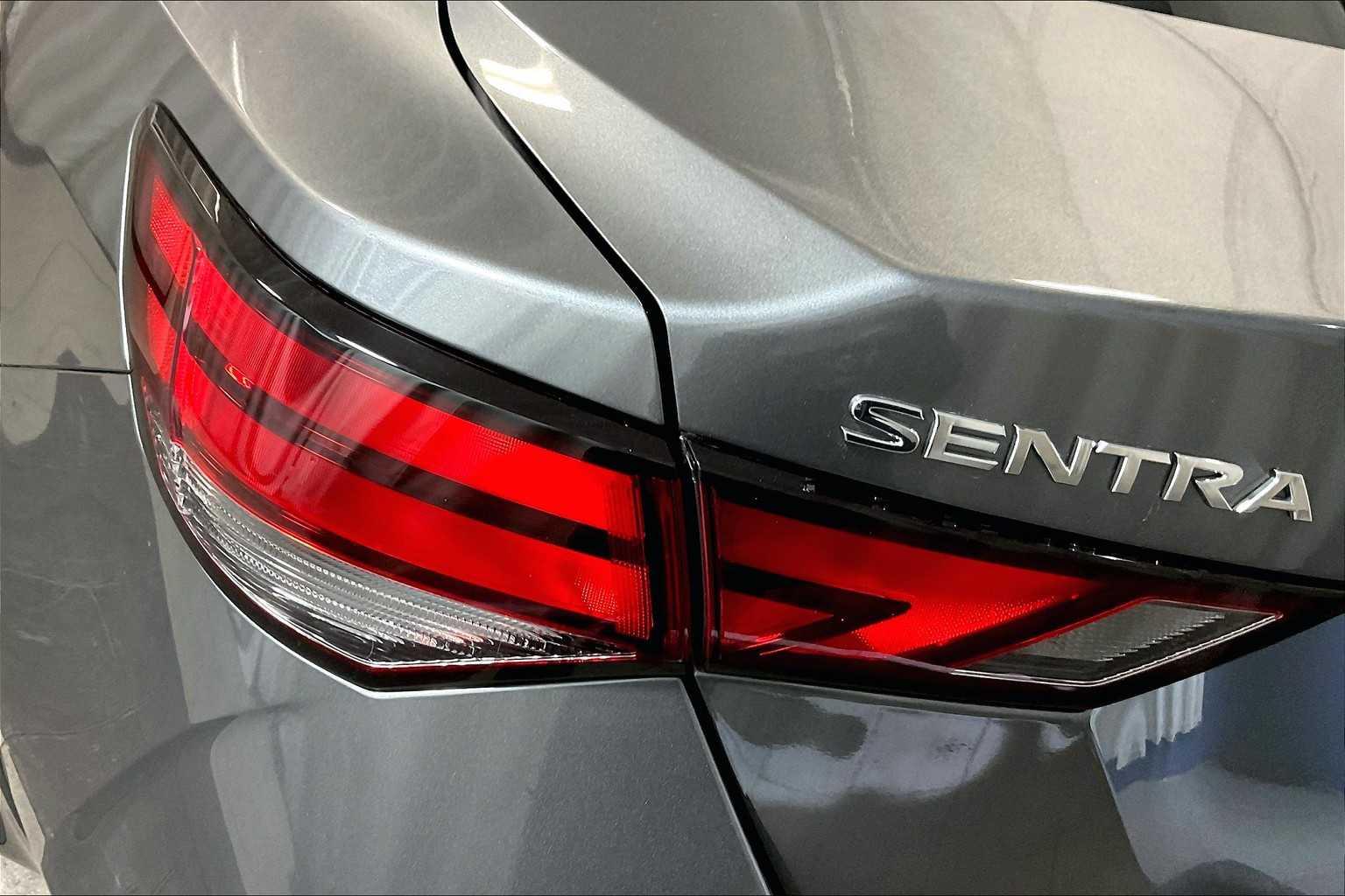 2022 Nissan Sentra SV - Photo 33