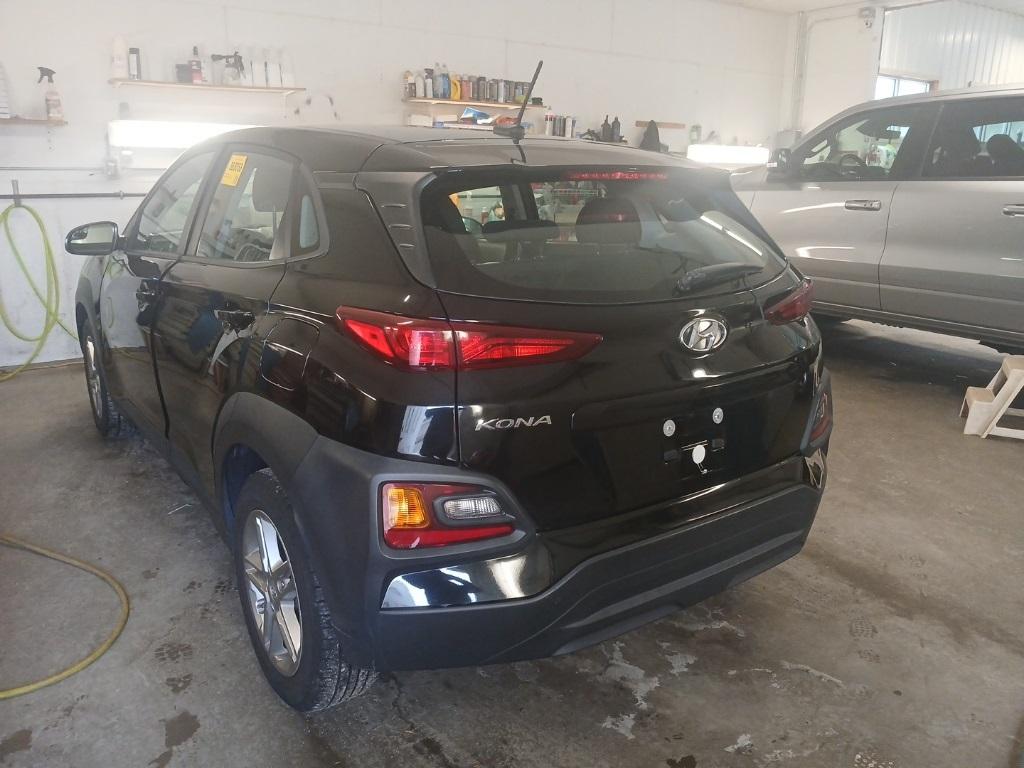 2021 Hyundai Kona SE - Photo 2