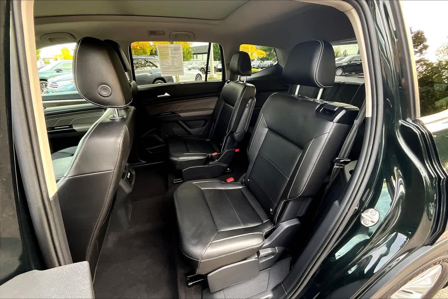 2021 Volkswagen Atlas 3.6L V6 SEL - Photo 15