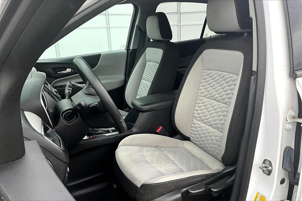 2019 Chevrolet Equinox LS - Photo 10