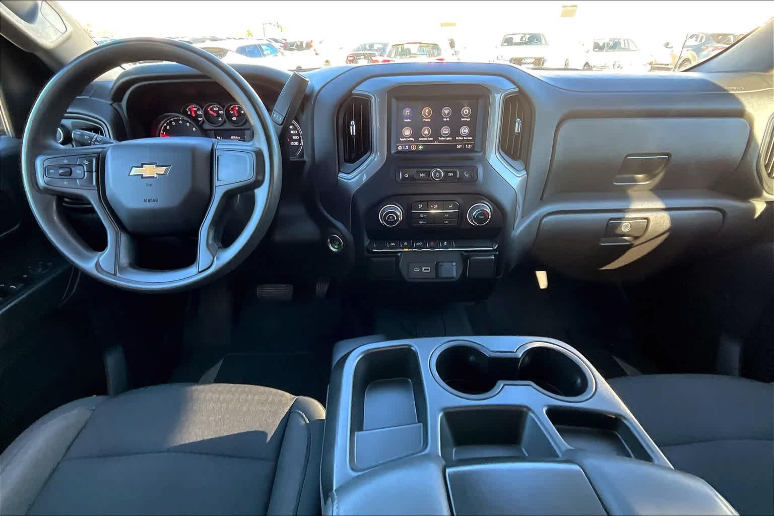 2022 Chevrolet Silverado 1500 Custom 4WD Crew Cab 147 - Photo 20