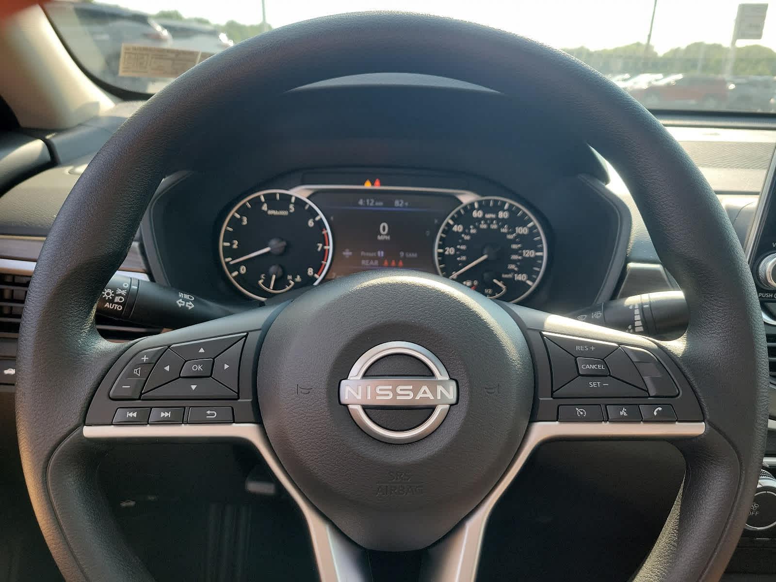 2024 Nissan Altima 2.5 SV - Photo 14