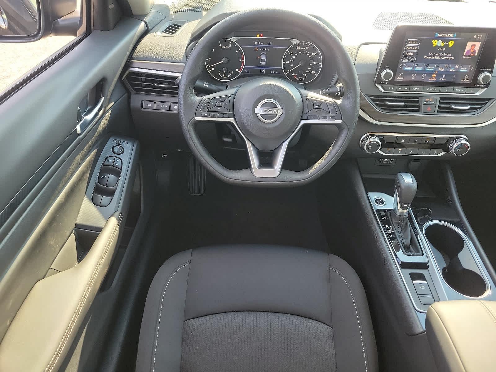 2024 Nissan Altima 2.5 SV - Photo 7