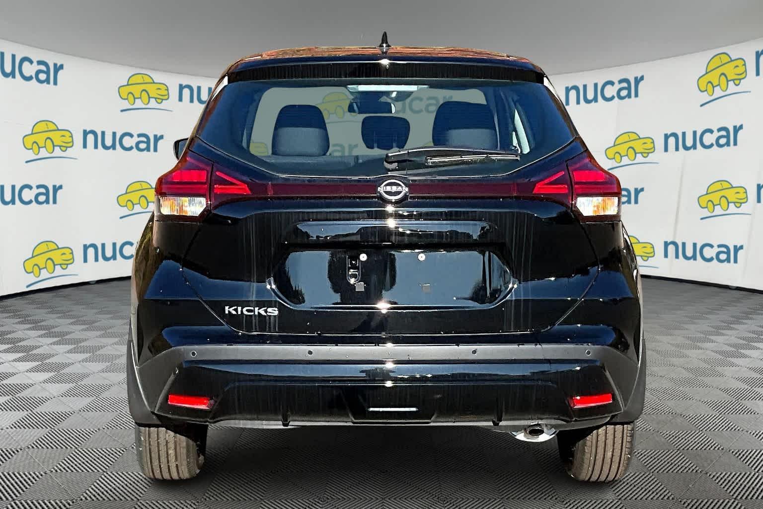 2023 Nissan Kicks S - Photo 5