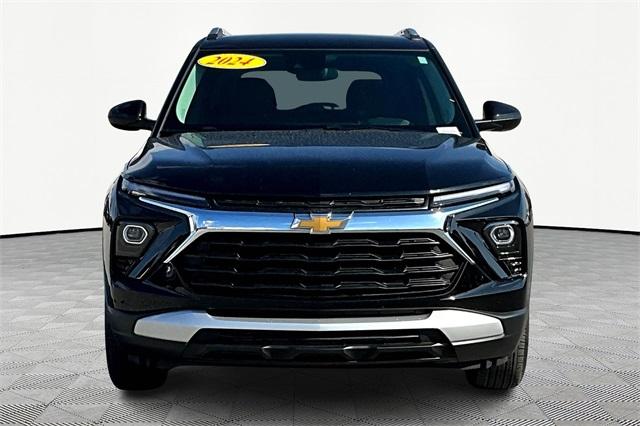 2024 Chevrolet TrailBlazer LT - Photo 2