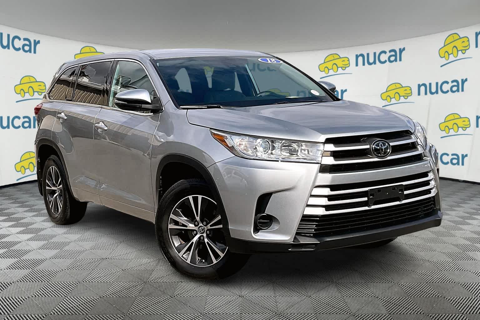 2018 Toyota Highlander LE - Photo 1