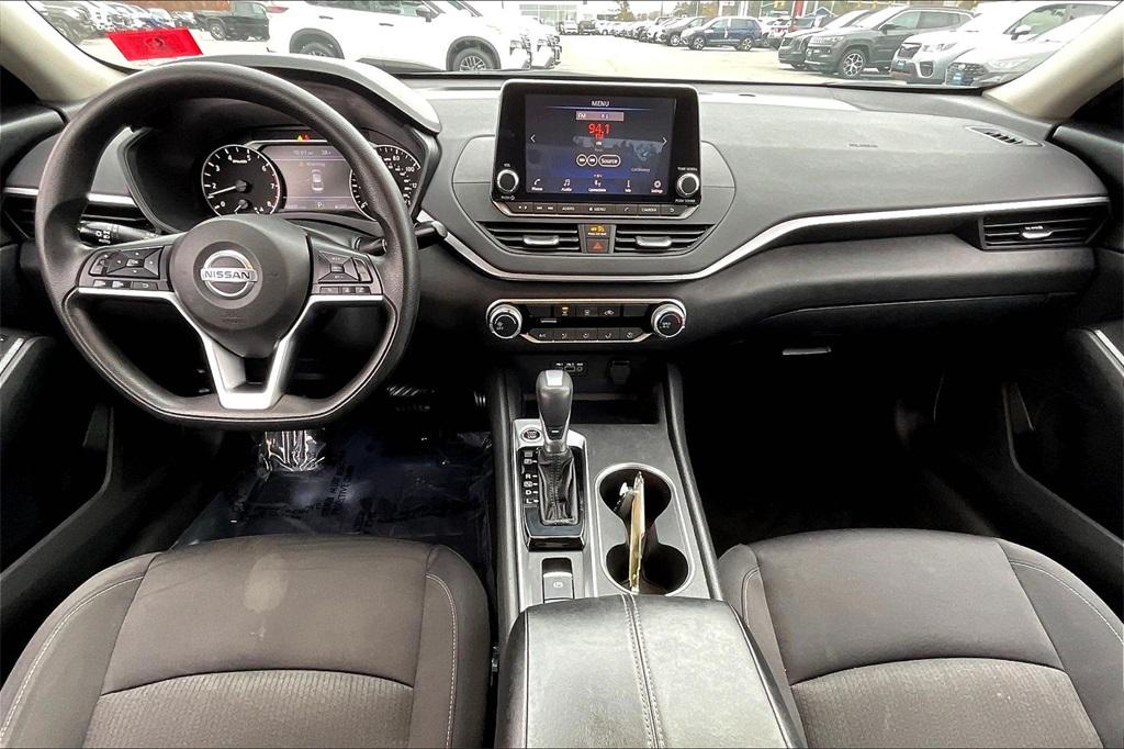 2022 Nissan Altima 2.5 SV - Photo 20