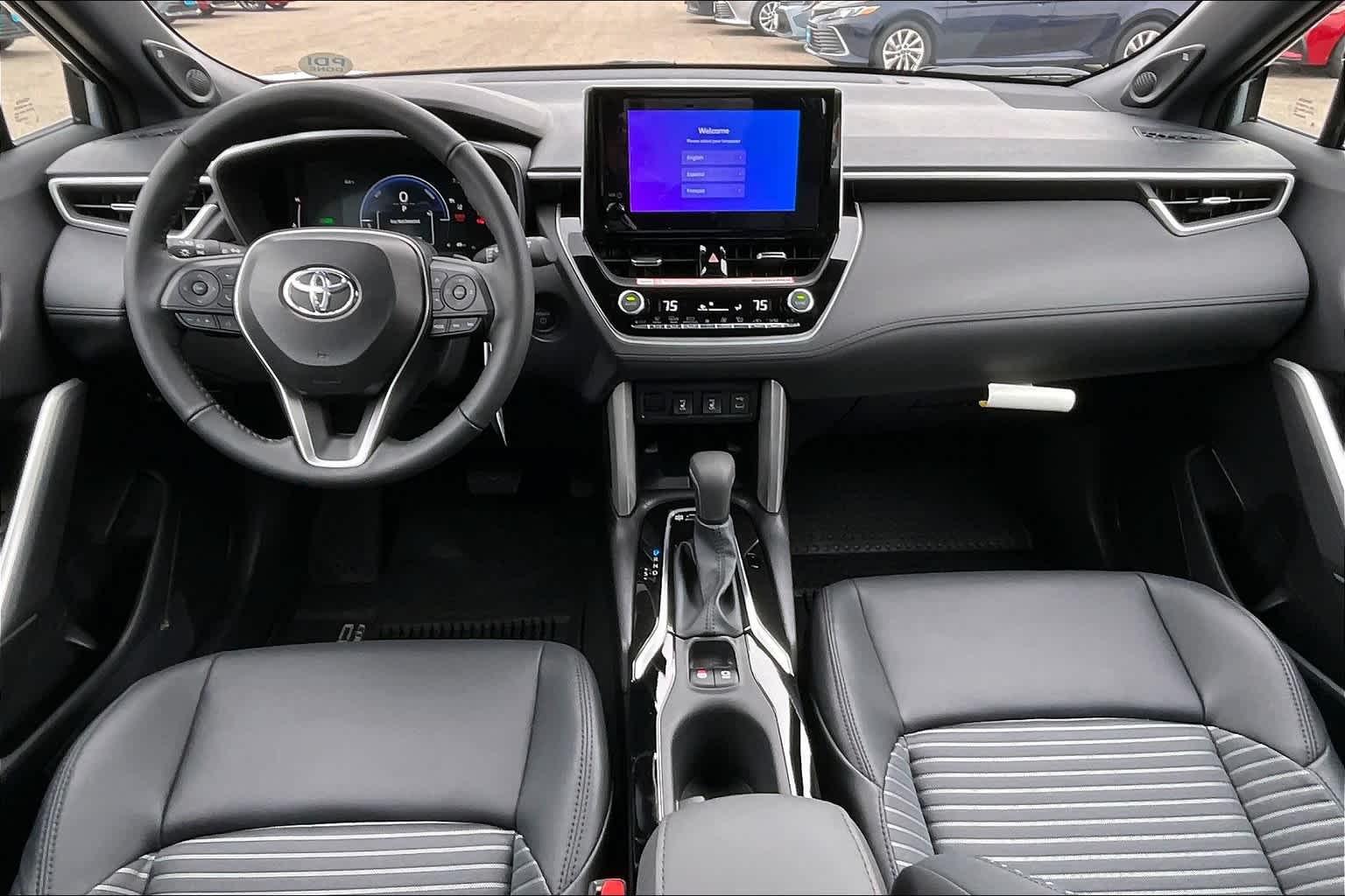 2024 Toyota Corolla Cross Hybrid XSE - Photo 10