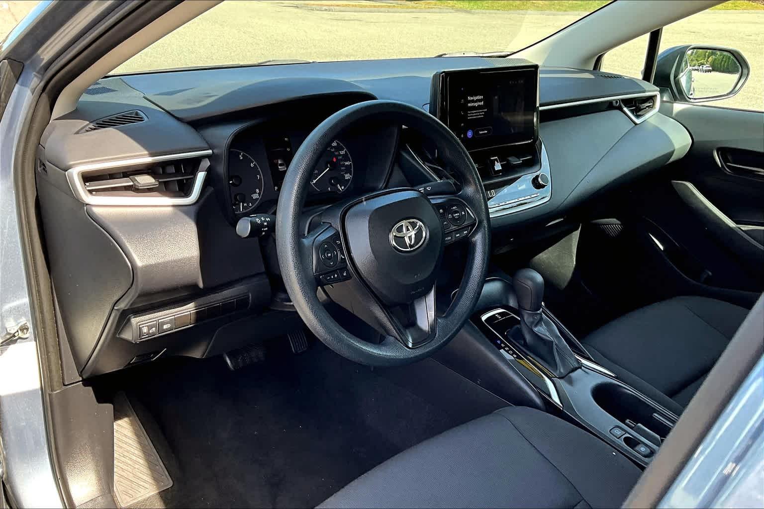 2023 Toyota Corolla LE - Photo 8