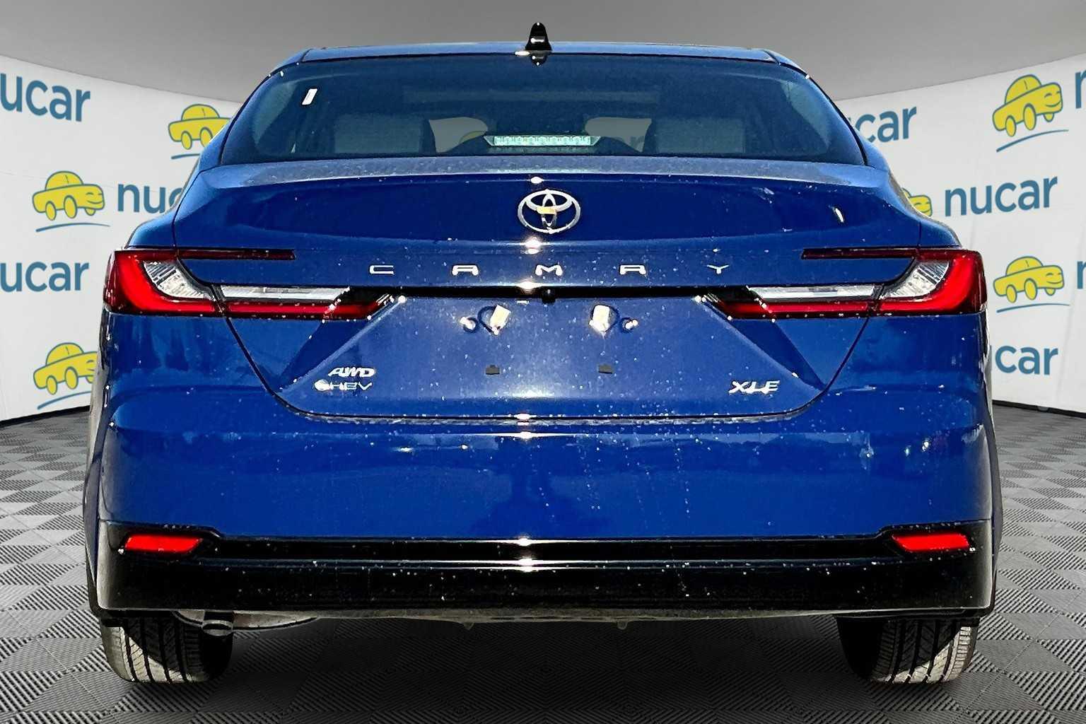 2025 Toyota Camry XLE - Photo 6