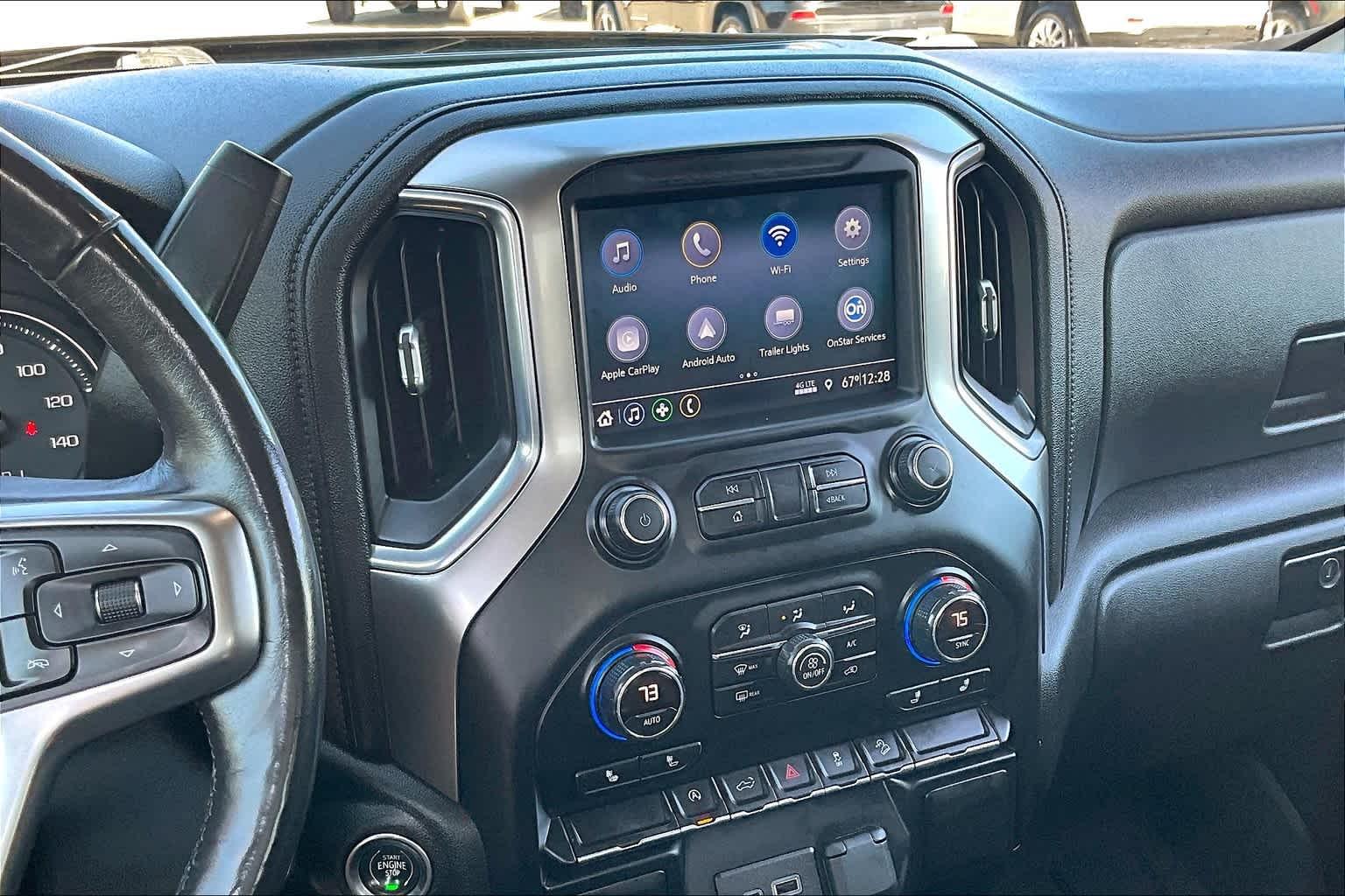 2019 Chevrolet Silverado 1500 RST 4WD Double Cab 147 - Photo 18