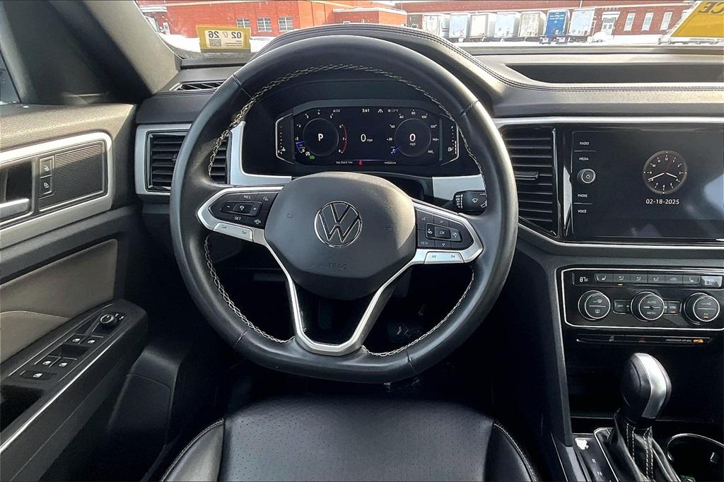 2022 Volkswagen Atlas Cross Sport 3.6L V6 SE w/Technology - Photo 17