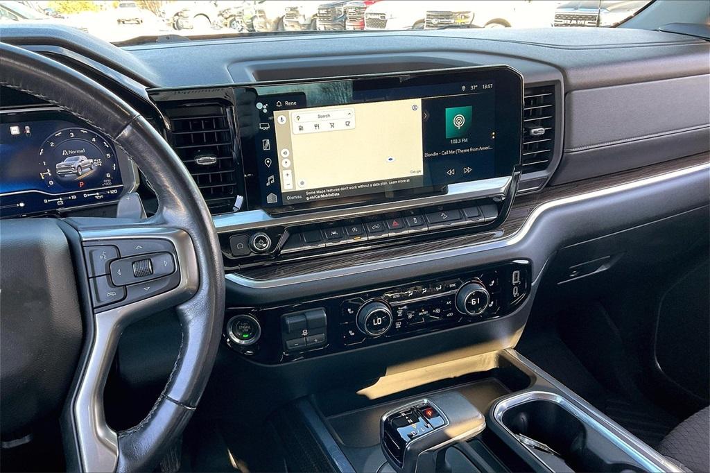 2022 Chevrolet Silverado 1500 LT - Photo 17