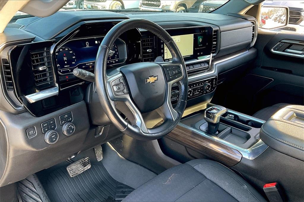 2022 Chevrolet Silverado 1500 LT - Photo 8