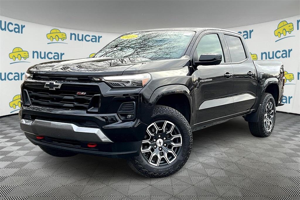 2023 Chevrolet Colorado Z71 - Photo 3