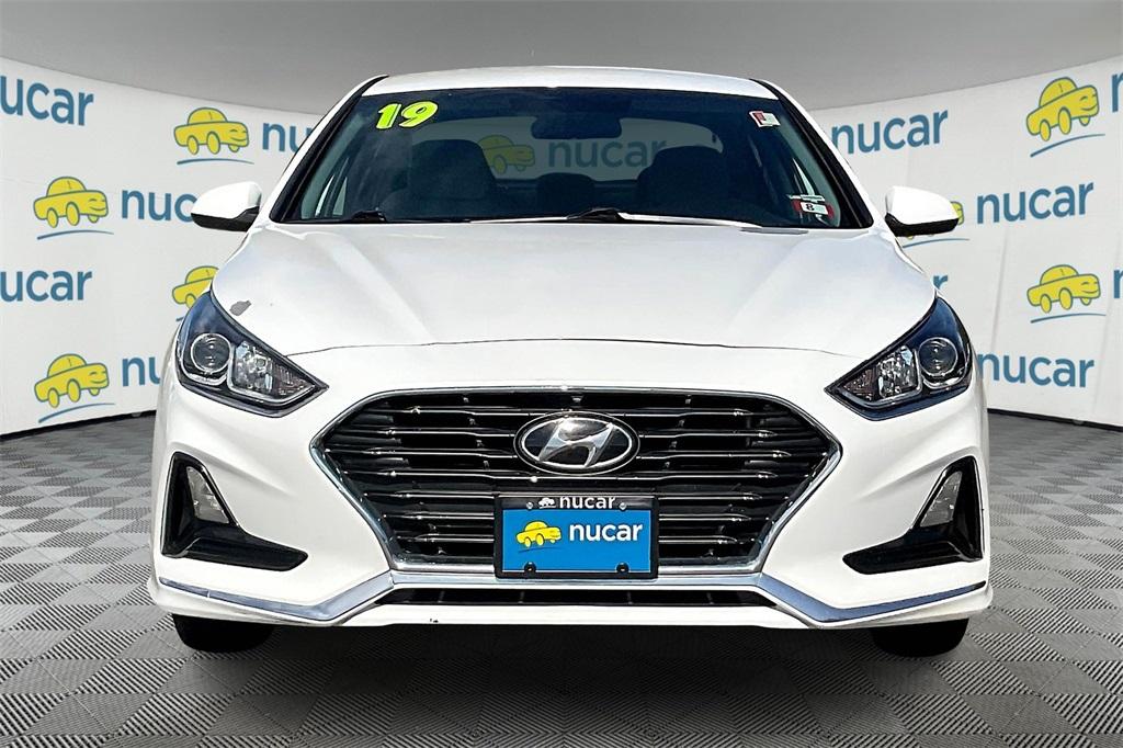 2019 Hyundai Sonata SE - Photo 2