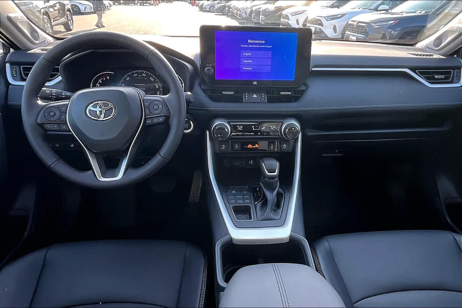 2025 Toyota RAV4 XLE Premium - Photo 10