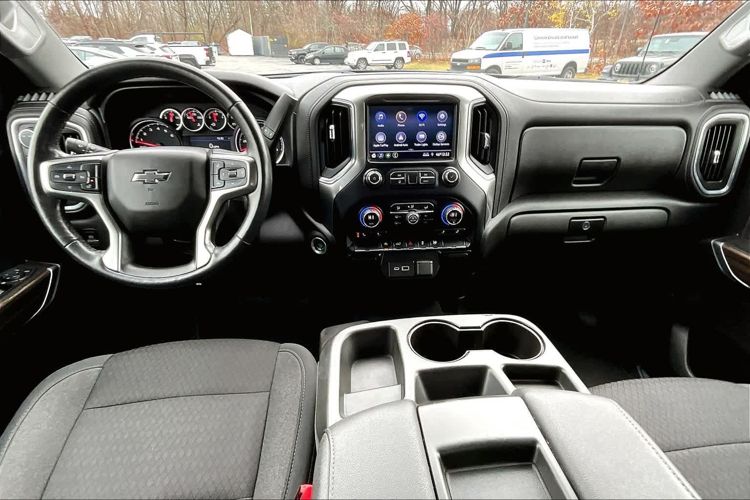 2021 Chevrolet Silverado 1500 LT 4WD Crew Cab 147 - Photo 20